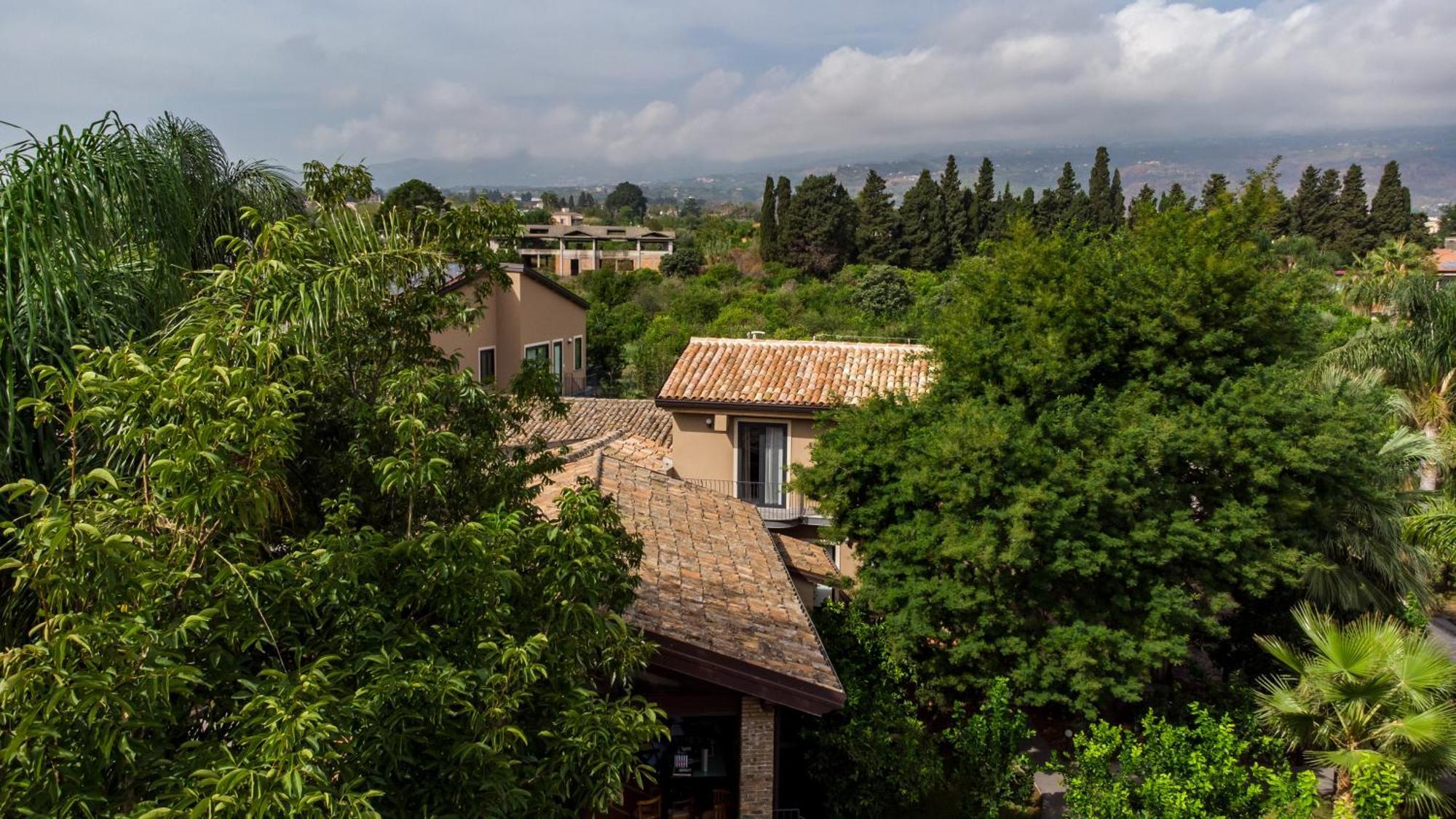 Virdamuri - Etna Country Resort จาร์เร ภายนอก รูปภาพ
